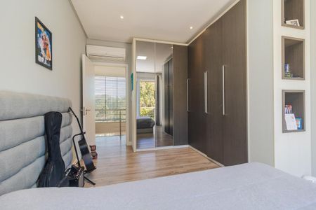 Casa à venda com 400m², 3 quartos e 3 vagas Casa à venda com 400m², 3 quartos e 3 vagasQuarto 2