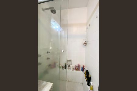 Apartamento à venda com 160m², 3 quartos e 2 vagas Apartamento à venda com 160m², 3 quartos e 2 vagasSuite