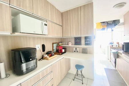 Apartamento à venda com 160m², 3 quartos e 2 vagas Apartamento à venda com 160m², 3 quartos e 2 vagasCozinha