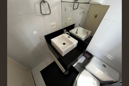 Apartamento à venda com 68m², 3 quartos e 2 vagasBanheiro da Suíte