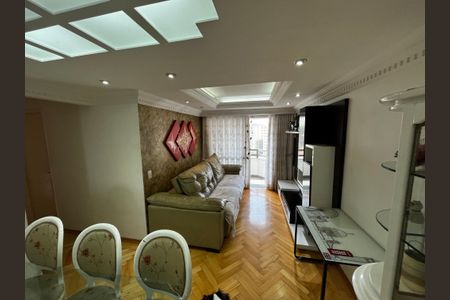 Apartamento à venda com 68m², 3 quartos e 2 vagasSala