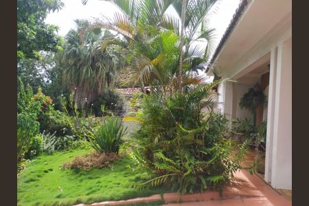 Casa à venda com 180m², 3 quartos e 4 vagas Casa à venda com 180m², 3 quartos e 4 vagasFoto 01