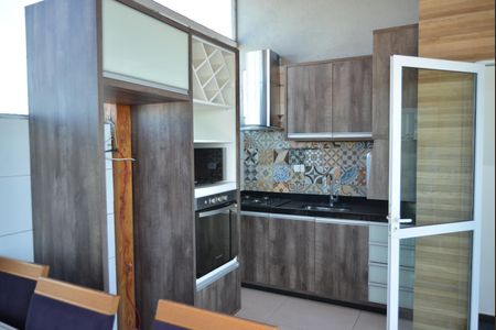 Apartamento à venda com 86m², 2 quartos e 2 vagasCozinha