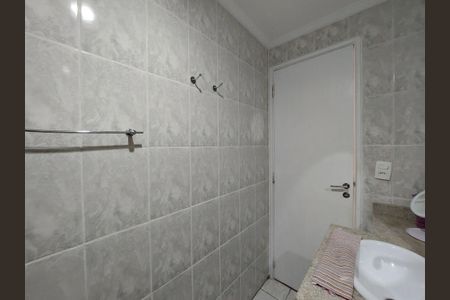 Apartamento à venda com 75m², 3 quartos e 1 vaga Apartamento à venda com 75m², 3 quartos e 1 vagaBanheiro 2