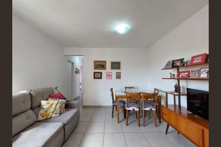 Apartamento à venda com 75m², 3 quartos e 1 vaga Apartamento à venda com 75m², 3 quartos e 1 vagaSala