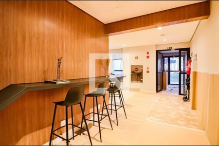 Apartamento à venda com 73m², 2 quartos e 1 vaga Apartamento à venda com 73m², 2 quartos e 1 vagaHall social