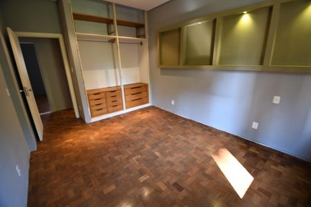 Apartamento à venda com 117m², 3 quartos e 1 vagaQuarto 2