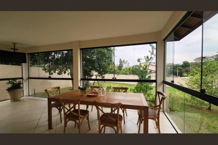 Casa à venda com 273m², 3 quartos e 3 vagas Casa à venda com 273m², 3 quartos e 3 vagasÁrea gourmet