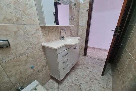 Casa à venda com 96m², 3 quartos e 2 vagas Casa à venda com 96m², 3 quartos e 2 vagasBanheiro