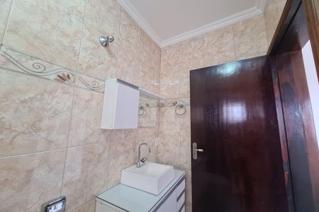 Casa à venda com 96m², 3 quartos e 2 vagas Casa à venda com 96m², 3 quartos e 2 vagasBanheiro da Suíte