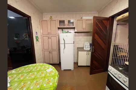 Casa para alugar com 150m², 2 quartos e 2 vagas Casa para alugar com 150m², 2 quartos e 2 vagasCozinha