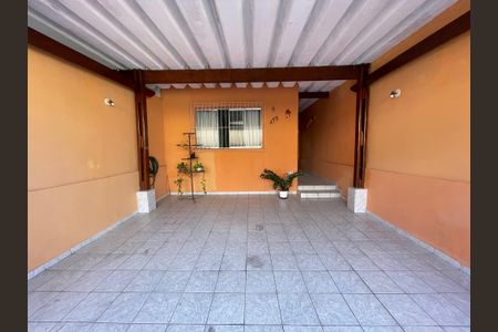 Casa para alugar com 150m², 2 quartos e 2 vagas Casa para alugar com 150m², 2 quartos e 2 vagasGaragem