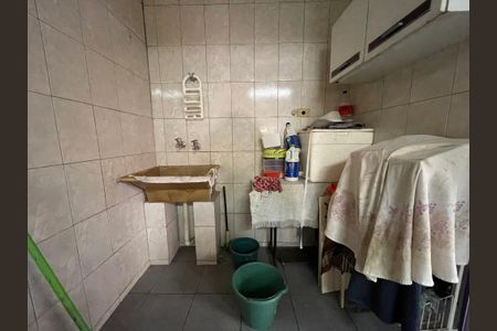Casa para alugar com 150m², 2 quartos e 2 vagas Casa para alugar com 150m², 2 quartos e 2 vagasÁrea de Serviço