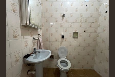 Casa para alugar com 150m², 2 quartos e 2 vagas Casa para alugar com 150m², 2 quartos e 2 vagasBanheiro 2