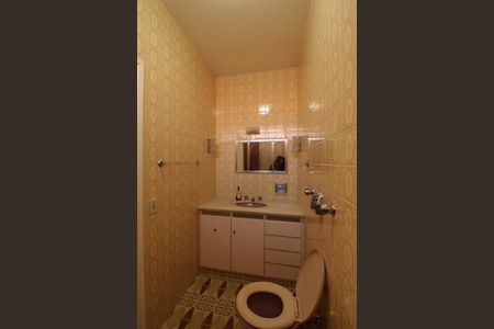 Casa à venda com 302m², 4 quartos e 3 vagas Casa à venda com 302m², 4 quartos e 3 vagasBanheiro do Quarto 3