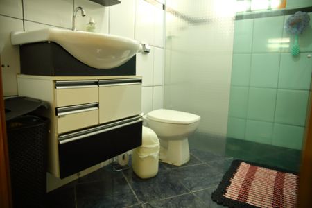 Casa à venda com 160m², 3 quartos e 2 vagasBanheiro Social