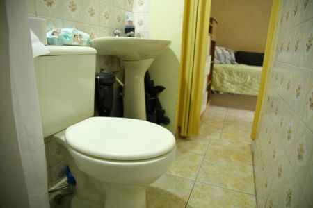 Casa à venda com 160m², 3 quartos e 2 vagasBanheiro - Edícula 