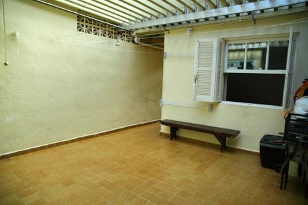 Casa à venda com 160m², 3 quartos e 2 vagasÁrea Externa