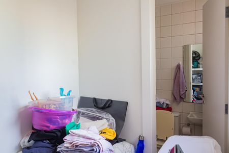 Apartamento à venda com 127m², 4 quartos e 3 vagas Apartamento à venda com 127m², 4 quartos e 3 vagasQuarto de Serviço