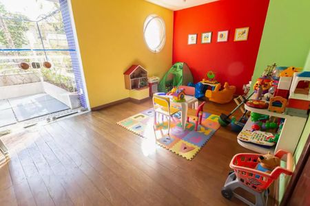 Apartamento à venda com 127m², 4 quartos e 3 vagas Apartamento à venda com 127m², 4 quartos e 3 vagasBrinquedoteca