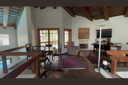Casa para alugar com 540m², 4 quartos e 6 vagas Casa para alugar com 540m², 4 quartos e 6 vagasSala de TV