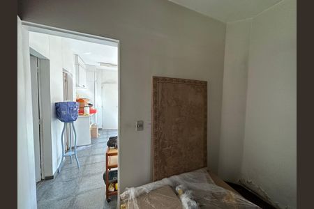 Casa para alugar com 540m², 4 quartos e 6 vagas Casa para alugar com 540m², 4 quartos e 6 vagasQuarto de Serviço