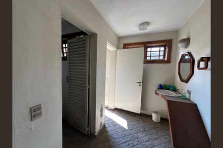 Casa para alugar com 540m², 4 quartos e 6 vagas Casa para alugar com 540m², 4 quartos e 6 vagasVestiario