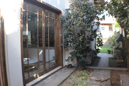 Casa para alugar com 540m², 4 quartos e 6 vagas Casa para alugar com 540m², 4 quartos e 6 vagasQuintal