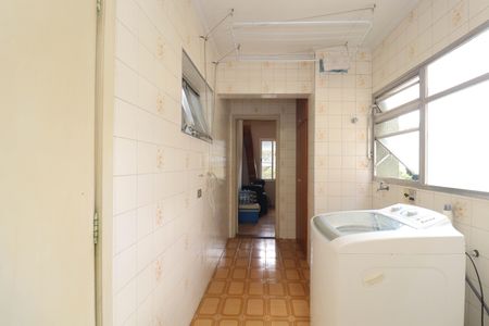 Apartamento à venda com 147m², 4 quartos e 2 vagas Apartamento à venda com 147m², 4 quartos e 2 vagasÁrea de Serviço