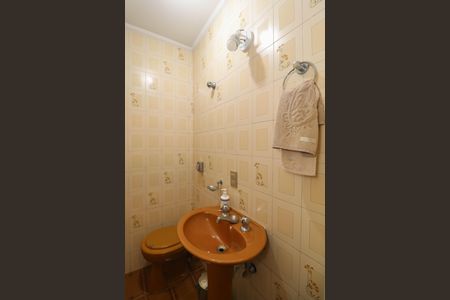 Apartamento à venda com 147m², 4 quartos e 2 vagas Apartamento à venda com 147m², 4 quartos e 2 vagasLavabo