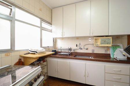 Apartamento à venda com 147m², 4 quartos e 2 vagas Apartamento à venda com 147m², 4 quartos e 2 vagasCozinha