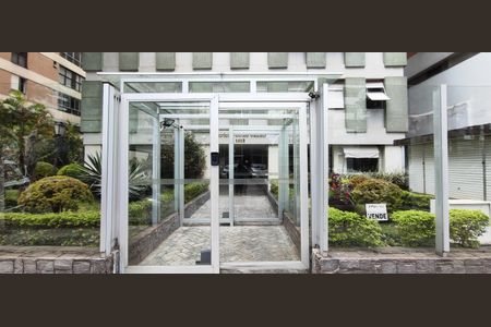 Apartamento à venda com 147m², 4 quartos e 2 vagas Apartamento à venda com 147m², 4 quartos e 2 vagasFachada