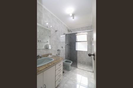 Apartamento à venda com 147m², 4 quartos e 2 vagas Apartamento à venda com 147m², 4 quartos e 2 vagasBanheiro Social