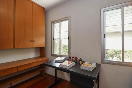 Apartamento à venda com 147m², 4 quartos e 2 vagas Apartamento à venda com 147m², 4 quartos e 2 vagasQuarto 1