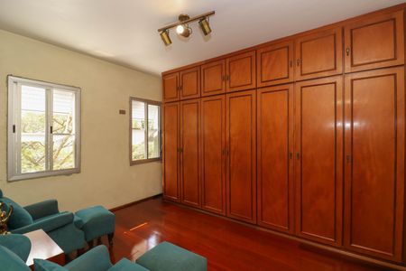 Apartamento à venda com 147m², 4 quartos e 2 vagas Apartamento à venda com 147m², 4 quartos e 2 vagasSuíte