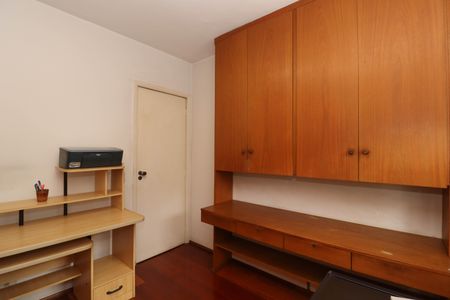 Apartamento à venda com 147m², 4 quartos e 2 vagas Apartamento à venda com 147m², 4 quartos e 2 vagasQuarto 1