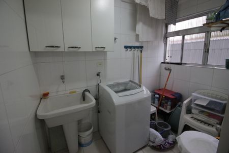 Apartamento à venda com 76m², 2 quartos e 1 vagaÁrea de Serviço