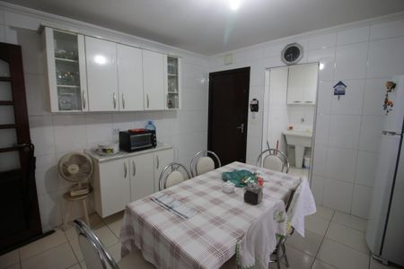 Apartamento à venda com 76m², 2 quartos e 1 vagaCozinha