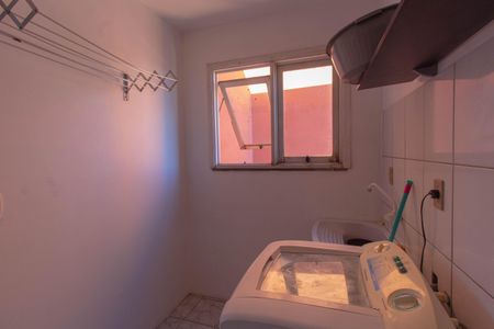 Apartamento à venda com 44m², 3 quartos e sem vaga Apartamento à venda com 44m², 3 quartos e sem vagaÁrea de Serviço