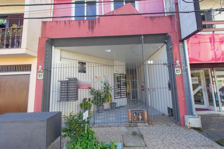 Apartamento à venda com 44m², 3 quartos e sem vaga Apartamento à venda com 44m², 3 quartos e sem vagaFachada