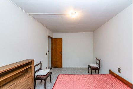 Casa à venda com 240m², 5 quartos e 4 vagas Casa à venda com 240m², 5 quartos e 4 vagasQuarto 1