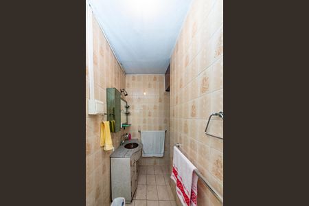 Casa à venda com 240m², 5 quartos e 4 vagas Casa à venda com 240m², 5 quartos e 4 vagasBanheiro da Suíte