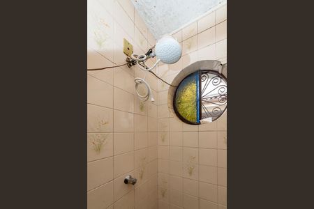 Casa à venda com 240m², 5 quartos e 4 vagas Casa à venda com 240m², 5 quartos e 4 vagasBanheiro Social 2