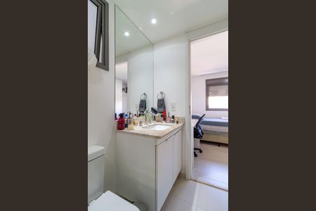 Apartamento à venda com 93m², 2 quartos e 2 vagasBanheiro da Suíte 2