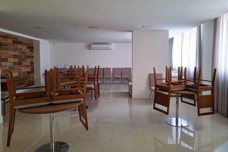 Apartamento à venda com 62m², 2 quartos e 1 vagaÁrea comum