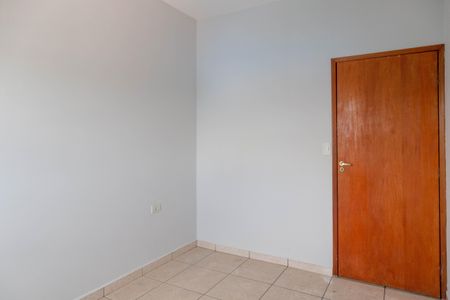 Casa para alugar com 75m², 2 quartos e 1 vaga Casa para alugar com 75m², 2 quartos e 1 vagaQuarto 1