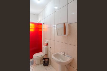 Casa para alugar com 75m², 2 quartos e 1 vaga Casa para alugar com 75m², 2 quartos e 1 vagaBanheiro