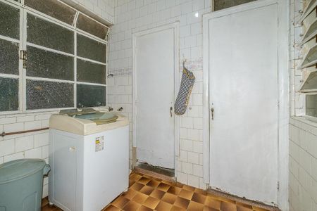 Apartamento à venda com 190m², 4 quartos e sem vaga Apartamento à venda com 190m², 4 quartos e sem vagaÁrea de Serviço