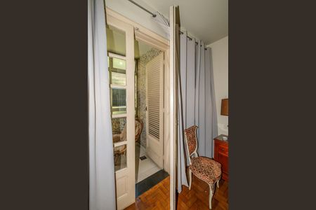 Apartamento à venda com 190m², 4 quartos e sem vaga Apartamento à venda com 190m², 4 quartos e sem vagaSuíte