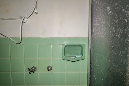 Apartamento à venda com 190m², 4 quartos e sem vaga Apartamento à venda com 190m², 4 quartos e sem vagaBanheiro da Suíte